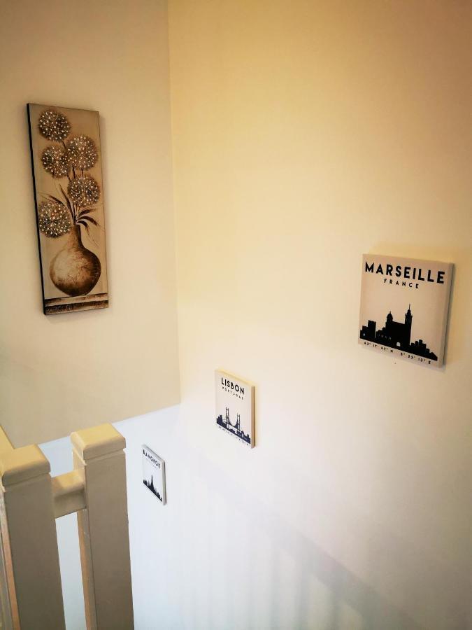 Lovely Holiday Home In Birmingham City Center 3 Bedrooms House By Hf Group Eksteriør billede